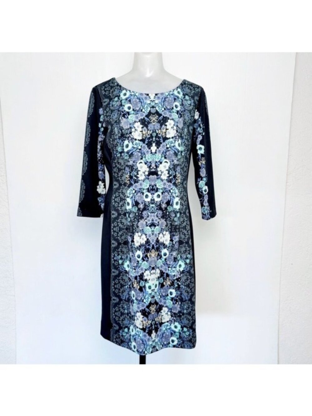 ANTONIO MELANI Blue and black Scuba Sheath Dress 3/4 Sleeve Crew Neck 6